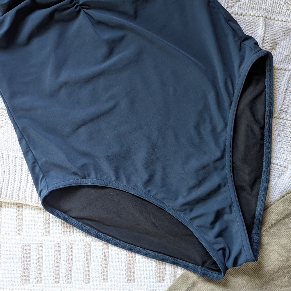 Gapbody | Ruched One Piece Swim Suit - Picture 4 of 13